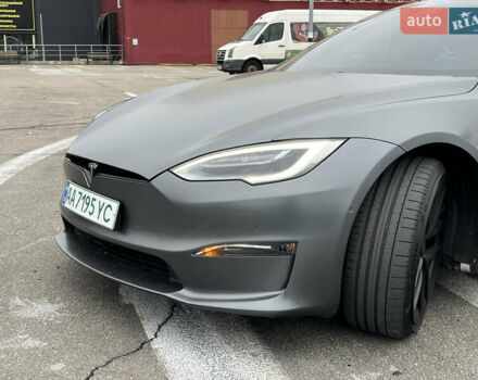 Белый Тесла Модель С, объемом двигателя 0 л и пробегом 68 тыс. км за 39900 $, фото 9 на Automoto.ua
