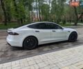 Білий Тесла Модель С, об'ємом двигуна 0 л та пробігом 99 тис. км за 42000 $, фото 5 на Automoto.ua