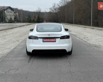 Белый Тесла Модель С, объемом двигателя 0 л и пробегом 42 тыс. км за 35500 $, фото 3 на Automoto.ua