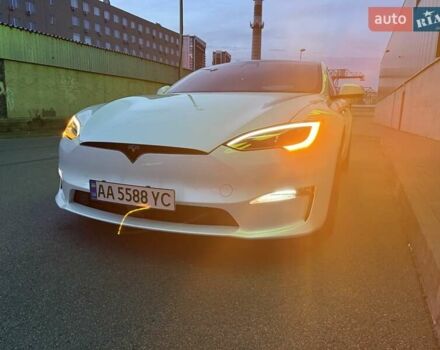 Білий Тесла Модель С, об'ємом двигуна 0 л та пробігом 51 тис. км за 49999 $, фото 32 на Automoto.ua