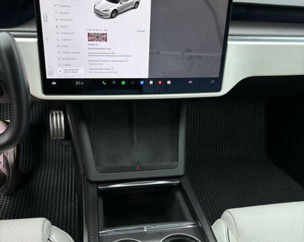 Білий Тесла Модель С, об'ємом двигуна 0 л та пробігом 41 тис. км за 49999 $, фото 7 на Automoto.ua