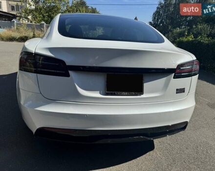 Білий Тесла Модель С, об'ємом двигуна 0 л та пробігом 55 тис. км за 55000 $, фото 4 на Automoto.ua