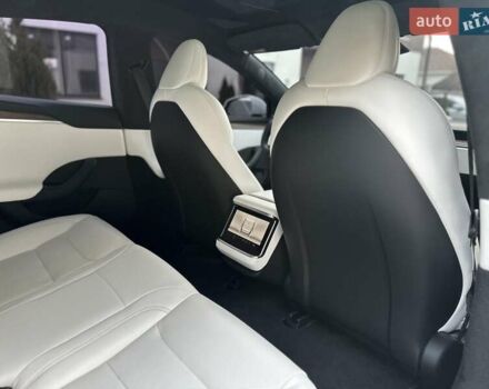 Белый Тесла Модель С, объемом двигателя 0 л и пробегом 68 тыс. км за 42000 $, фото 21 на Automoto.ua