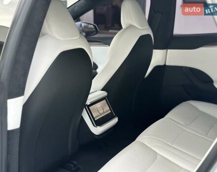 Белый Тесла Модель С, объемом двигателя 0 л и пробегом 68 тыс. км за 42000 $, фото 18 на Automoto.ua