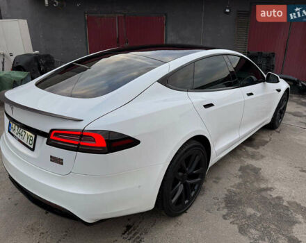 Белый Тесла Модель С, объемом двигателя 0 л и пробегом 25 тыс. км за 85000 $, фото 4 на Automoto.ua