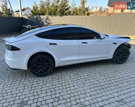 Білий Тесла Модель С, об'ємом двигуна 0 л та пробігом 54 тис. км за 15500 $, фото 4 на Automoto.ua