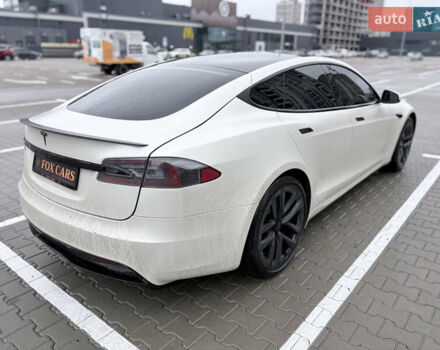 Білий Тесла Модель С, об'ємом двигуна 0 л та пробігом 76 тис. км за 39999 $, фото 4 на Automoto.ua
