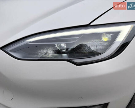 Білий Тесла Модель С, об'ємом двигуна 0 л та пробігом 76 тис. км за 39999 $, фото 16 на Automoto.ua