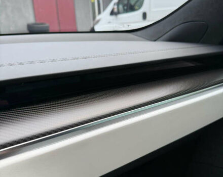 Белый Тесла Модель С, объемом двигателя 0 л и пробегом 25 тыс. км за 85000 $, фото 16 на Automoto.ua