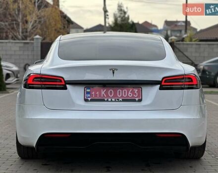 Белый Тесла Модель С, объемом двигателя 0 л и пробегом 68 тыс. км за 42000 $, фото 8 на Automoto.ua