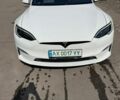Белый Тесла Модель С, объемом двигателя 0 л и пробегом 60 тыс. км за 42500 $, фото 1 на Automoto.ua