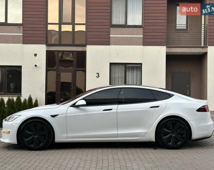 Белый Тесла Модель С, объемом двигателя 0 л и пробегом 68 тыс. км за 42000 $, фото 11 на Automoto.ua