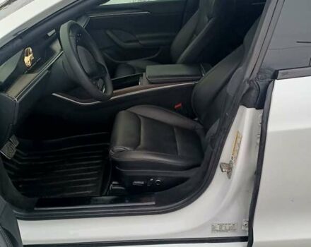 Білий Тесла Модель С, об'ємом двигуна 0 л та пробігом 78 тис. км за 39000 $, фото 4 на Automoto.ua