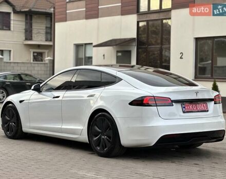 Белый Тесла Модель С, объемом двигателя 0 л и пробегом 68 тыс. км за 42000 $, фото 10 на Automoto.ua