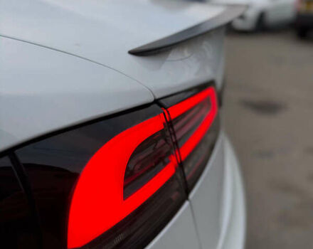 Белый Тесла Модель С, объемом двигателя 0 л и пробегом 25 тыс. км за 85000 $, фото 8 на Automoto.ua