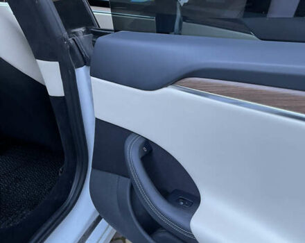 Тесла Модель С 2022 в Виннице на Automoto.ua Белый Тесла Модель С, объемом двигателя 0 л и пробегом 30 тыс. км за 39200 $, фото 15 на Automoto.ua