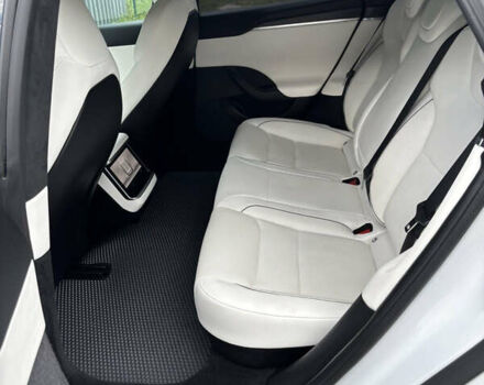 Білий Тесла Модель С, об'ємом двигуна 0 л та пробігом 41 тис. км за 49999 $, фото 9 на Automoto.ua