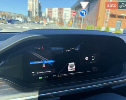 Белый Тесла Модель С, объемом двигателя 0 л и пробегом 60 тыс. км за 44990 $, фото 65 на Automoto.ua