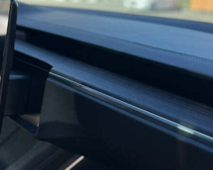 Белый Тесла Модель С, объемом двигателя 0 л и пробегом 60 тыс. км за 44990 $, фото 42 на Automoto.ua