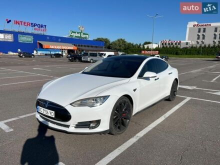 Білий Тесла Модель С, об'ємом двигуна 0 л та пробігом 144 тис. км за 11000 $, фото 1 на Automoto.ua
