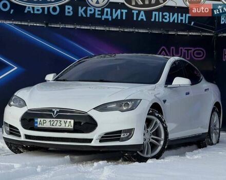 Белый Тесла Модель С, объемом двигателя 0 л и пробегом 200 тыс. км за 14499 $, фото 1 на Automoto.ua