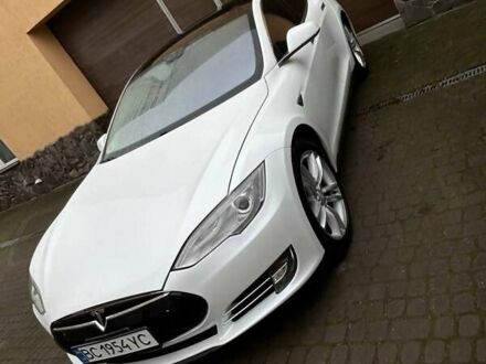 Белый Тесла Модель С, объемом двигателя 0 л и пробегом 213 тыс. км за 13400 $, фото 1 на Automoto.ua