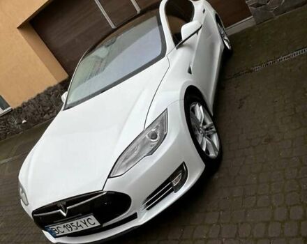 Белый Тесла Модель С, объемом двигателя 0 л и пробегом 213 тыс. км за 13400 $, фото 1 на Automoto.ua