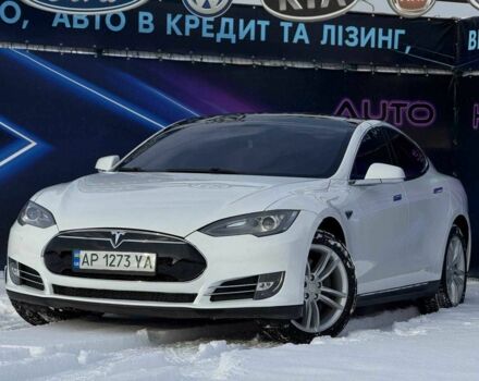 Белый Тесла Модель С, объемом двигателя 0 л и пробегом 200 тыс. км за 14499 $, фото 1 на Automoto.ua