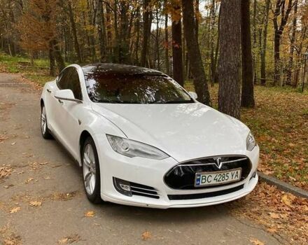 Тесла Модель С 2013 у Львові на Automoto.ua Білий Тесла Модель С, об'ємом двигуна 0 л та пробігом 98 тис. км за 13000 $, фото 1 на Automoto.ua