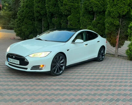 Білий Тесла Модель С, об'ємом двигуна 0 л та пробігом 270 тис. км за 11500 $, фото 1 на Automoto.ua