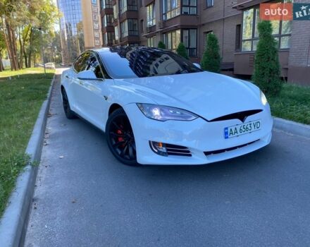 Белый Тесла Модель С, объемом двигателя 0 л и пробегом 278 тыс. км за 11900 $, фото 1 на Automoto.ua