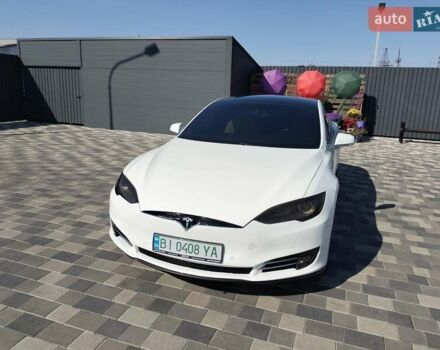 Белый Тесла Модель С, объемом двигателя 0 л и пробегом 195 тыс. км за 12000 $, фото 1 на Automoto.ua