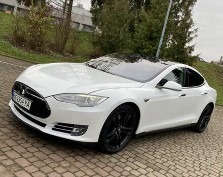 Білий Тесла Модель С, об'ємом двигуна 0 л та пробігом 166 тис. км за 14000 $, фото 1 на Automoto.ua