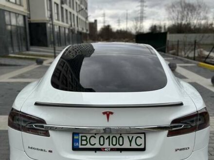 Тесла Модель С 2014 в Львове на Automoto.ua Белый Тесла Модель С, объемом двигателя 0 л и пробегом 272 тыс. км за 22500 $, фото 1 на Automoto.ua