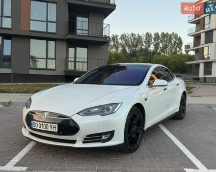 Білий Тесла Модель С, об'ємом двигуна 0 л та пробігом 258 тис. км за 13900 $, фото 1 на Automoto.ua