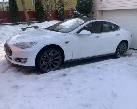 Белый Тесла Модель С, объемом двигателя 0 л и пробегом 254 тыс. км за 12900 $, фото 1 на Automoto.ua