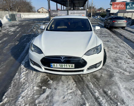 Белый Тесла Модель С, объемом двигателя 0 л и пробегом 247 тыс. км за 11299 $, фото 1 на Automoto.ua