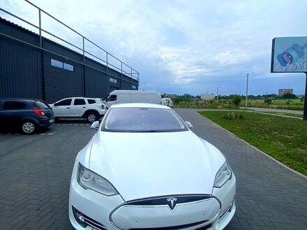 Тесла Модель С 2014 в Кропивницком (Кировограде) на Automoto.ua Белый Тесла Модель С, объемом двигателя 0.31 л и пробегом 209 тыс. км за 12700 $, фото 1 на Automoto.ua