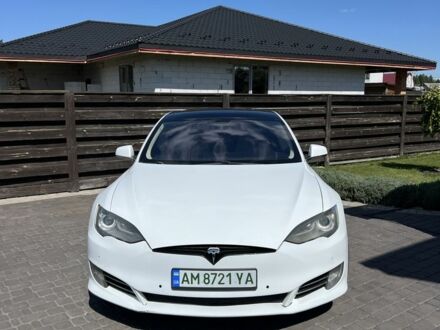 Белый Тесла Модель С, объемом двигателя 0 л и пробегом 298 тыс. км за 11493 $, фото 1 на Automoto.ua