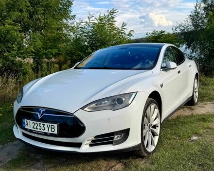 Белый Тесла Модель С, объемом двигателя 0 л и пробегом 212 тыс. км за 12544 $, фото 1 на Automoto.ua