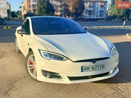 Білий Тесла Модель С, об'ємом двигуна 0 л та пробігом 279 тис. км за 14000 $, фото 1 на Automoto.ua