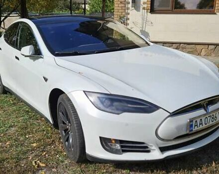 Тесла Модель С 2014 в Кривом Роге на Automoto.ua Белый Тесла Модель С, объемом двигателя 0 л и пробегом 208 тыс. км за 12700 $, фото 1 на Automoto.ua