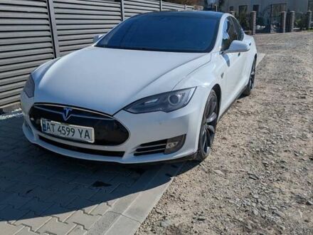 Тесла Модель С 2014 у Богородчанах на Automoto.ua Білий Тесла Модель С, об'ємом двигуна 0 л та пробігом 200 тис. км за 14000 $, фото 1 на Automoto.ua