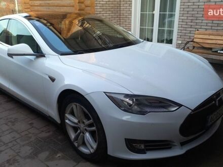 Білий Тесла Модель С, об'ємом двигуна 0 л та пробігом 186 тис. км за 14000 $, фото 1 на Automoto.ua