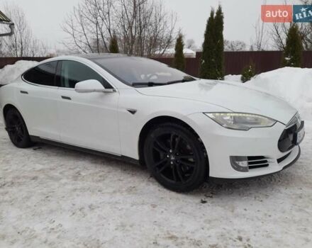Білий Тесла Модель С, об'ємом двигуна 0 л та пробігом 167 тис. км за 13900 $, фото 1 на Automoto.ua
