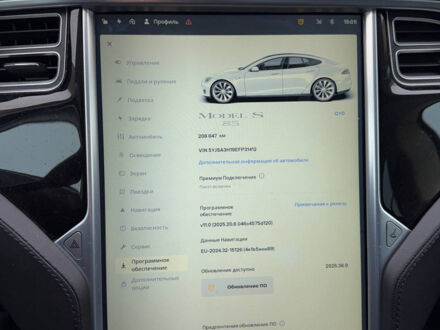 Белый Тесла Модель С, объемом двигателя 0 л и пробегом 208 тыс. км за 13500 $, фото 1 на Automoto.ua