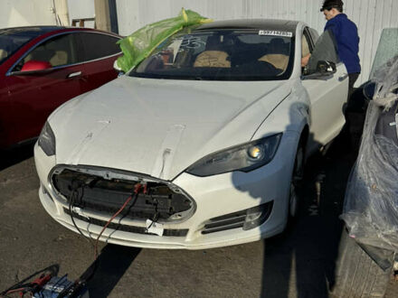 Білий Тесла Модель С, об'ємом двигуна 0 л та пробігом 255 тис. км за 6500 $, фото 1 на Automoto.ua