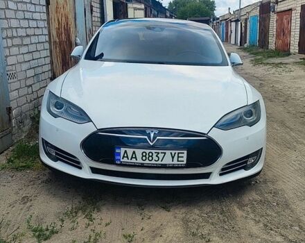 Білий Тесла Модель С, об'ємом двигуна 0 л та пробігом 199 тис. км за 10900 $, фото 1 на Automoto.ua
