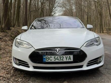 Белый Тесла Модель С, объемом двигателя 0 л и пробегом 116 тыс. км за 17000 $, фото 1 на Automoto.ua