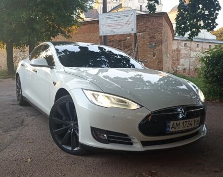 Білий Тесла Модель С, об'ємом двигуна 0 л та пробігом 170 тис. км за 16950 $, фото 1 на Automoto.ua